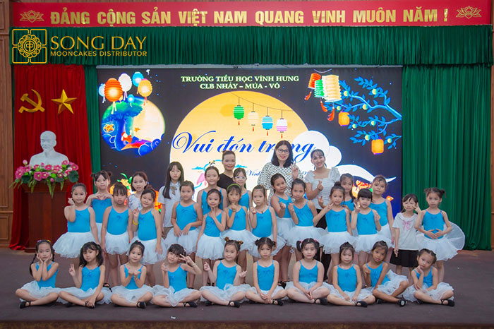 Ý tưởng trang trí trung thu cho trường học 1