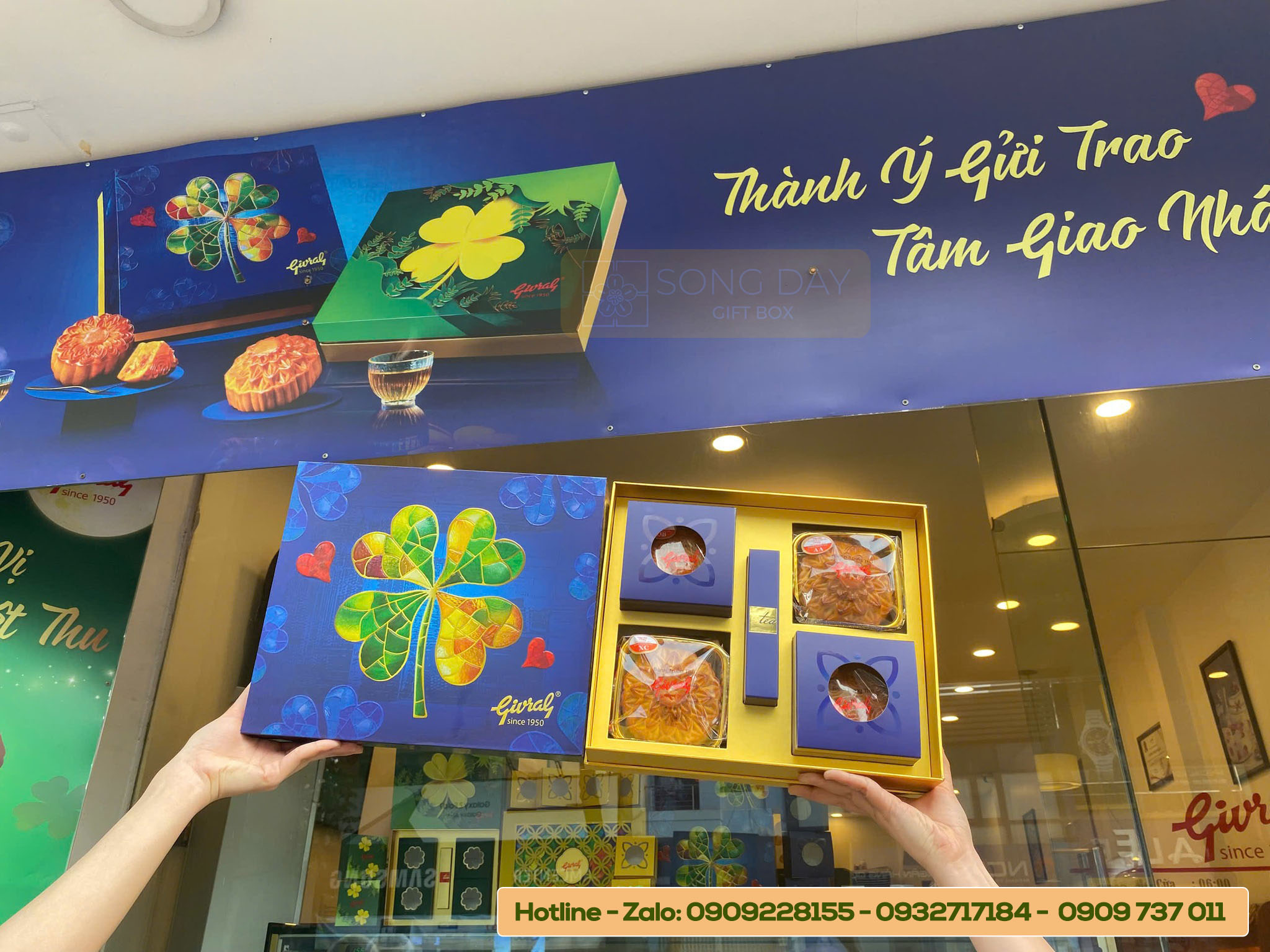 hộp bánh trung thu givral phổ thông